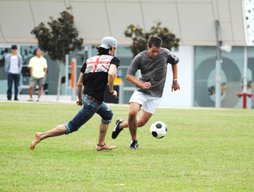 students-on-soccer_13528296694_o-970x735