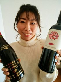 今回のワインセミナーの講師のNatsumiさん