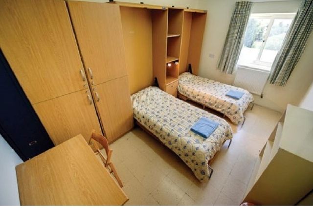 Bed-room-is-a-Postgradutae-Apartment