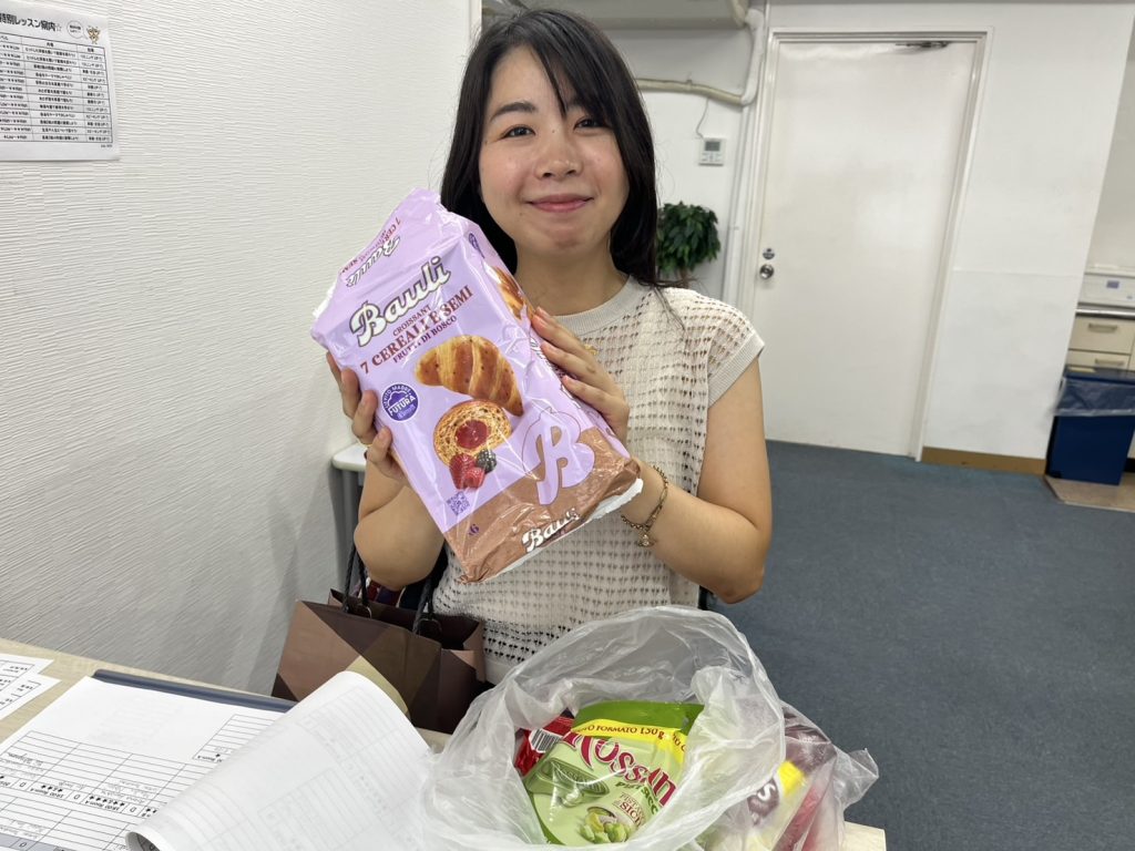 留学から帰国した笑顔の女性