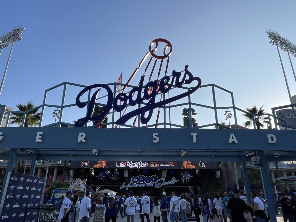 ドジャーススタジアム